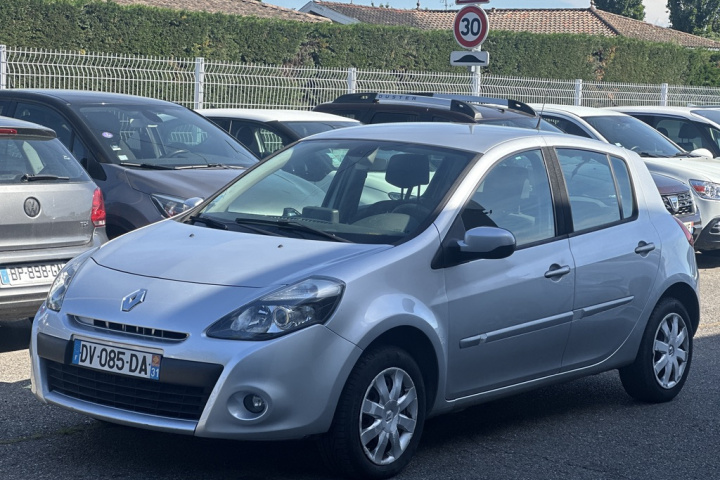 RENAULT CLIO III